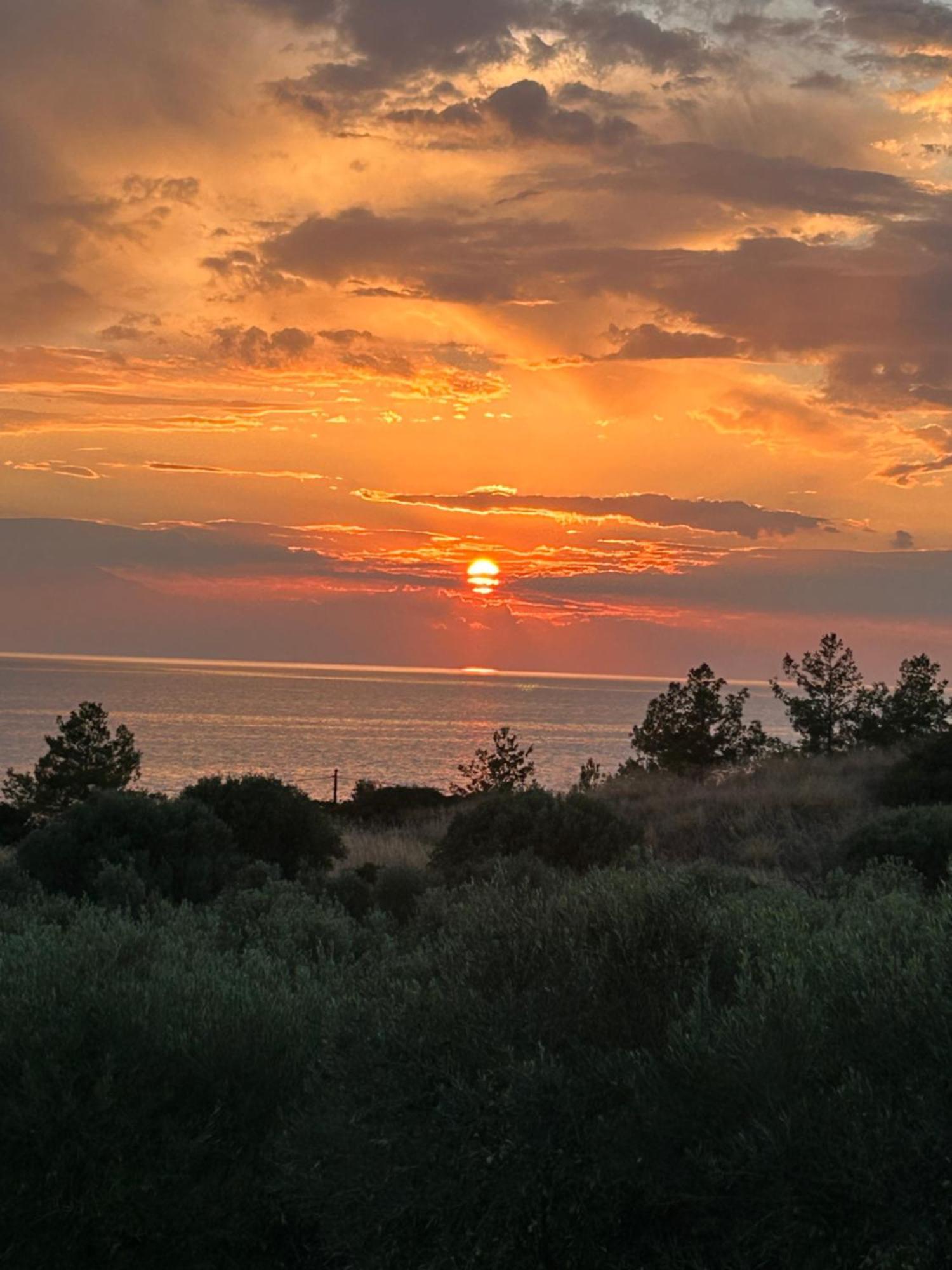 Villa Olymp Nea Poteidaia Buitenkant foto